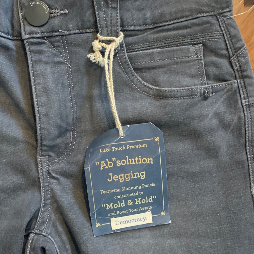 Democracy Charcoal Jeggings - Picture 2 of 7